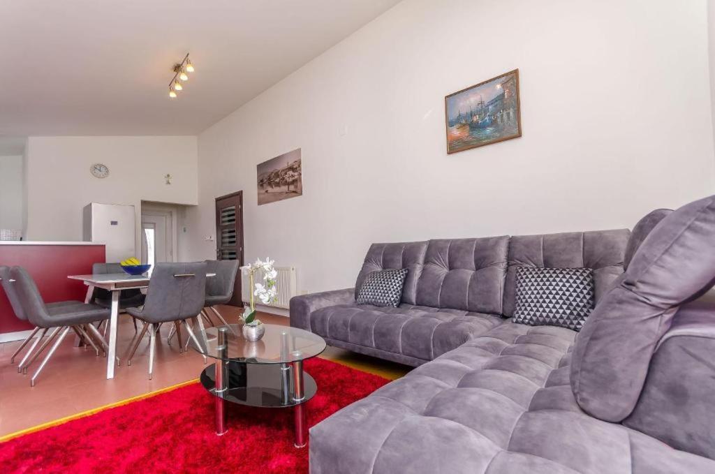 Apartments City View Trogir Exteriör bild