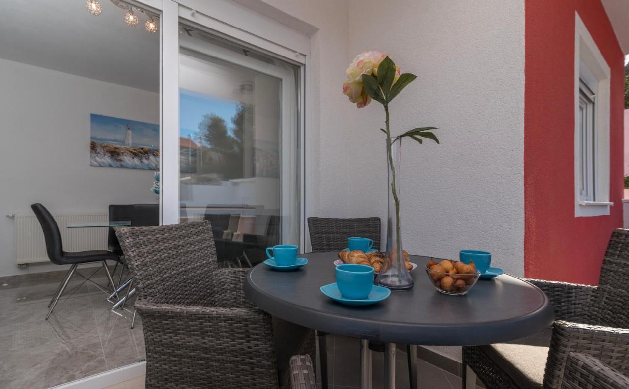 Apartments City View Trogir Exteriör bild