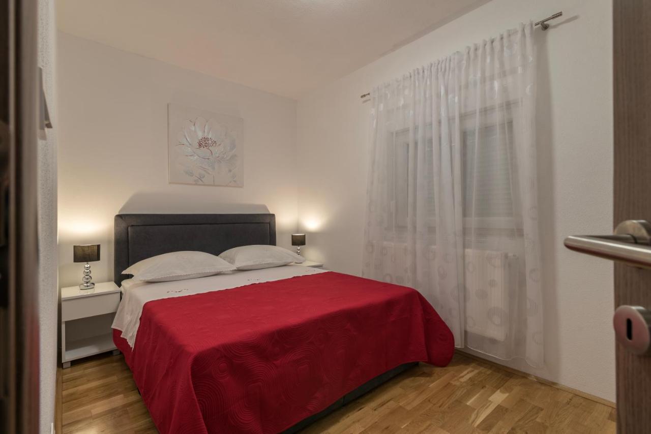 Apartments City View Trogir Exteriör bild